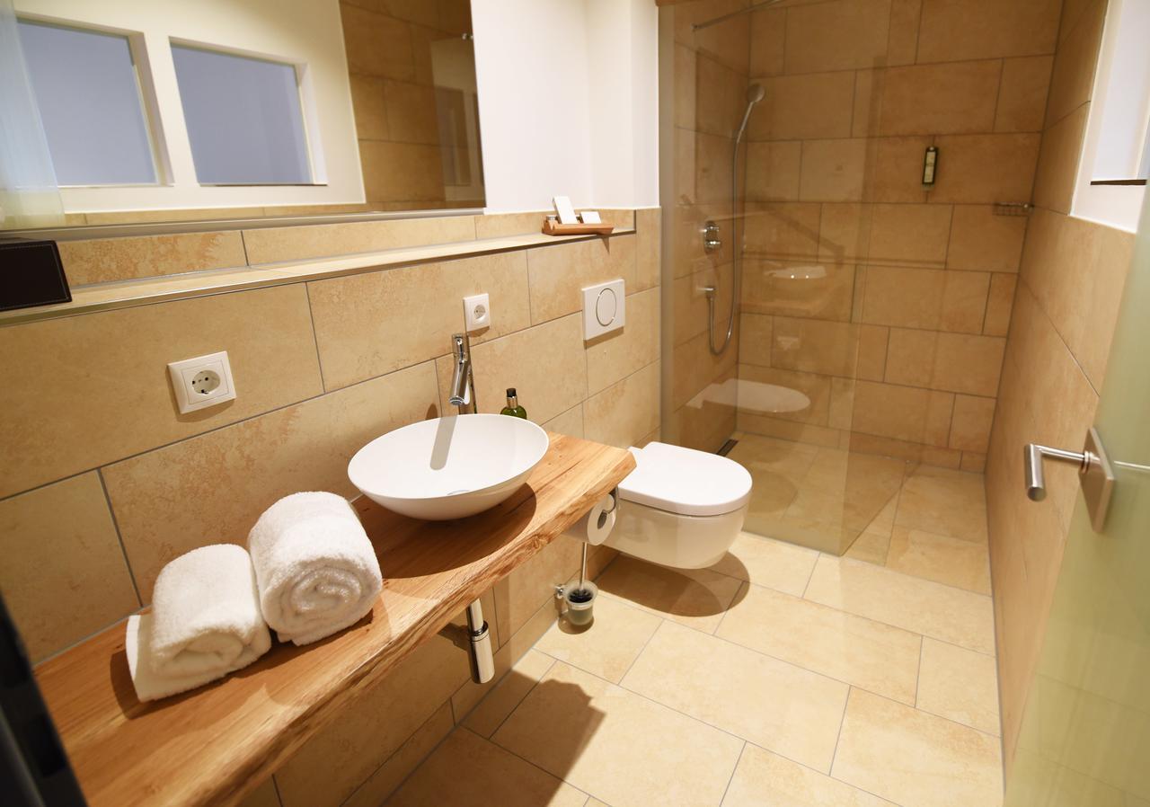 Aparthotel Nah Dran Дінґольфінґ Екстер'єр фото